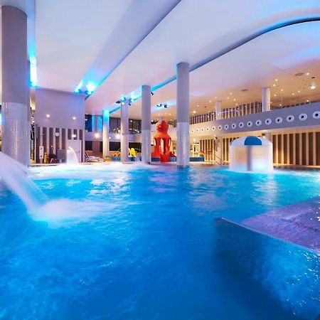 Апартаменты Vacationclub - Rezydencja Bursztyn Apartament 20 Свиноуйсьце Экстерьер фото
