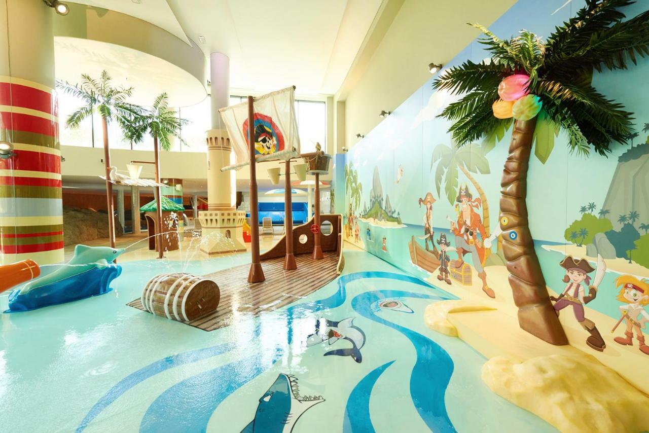 Апартаменты Vacationclub - Rezydencja Bursztyn Apartament 20 Свиноуйсьце Экстерьер фото