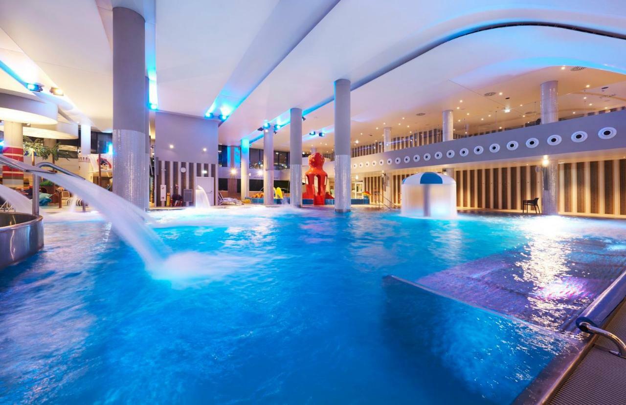 Апартаменты Vacationclub - Rezydencja Bursztyn Apartament 20 Свиноуйсьце Экстерьер фото