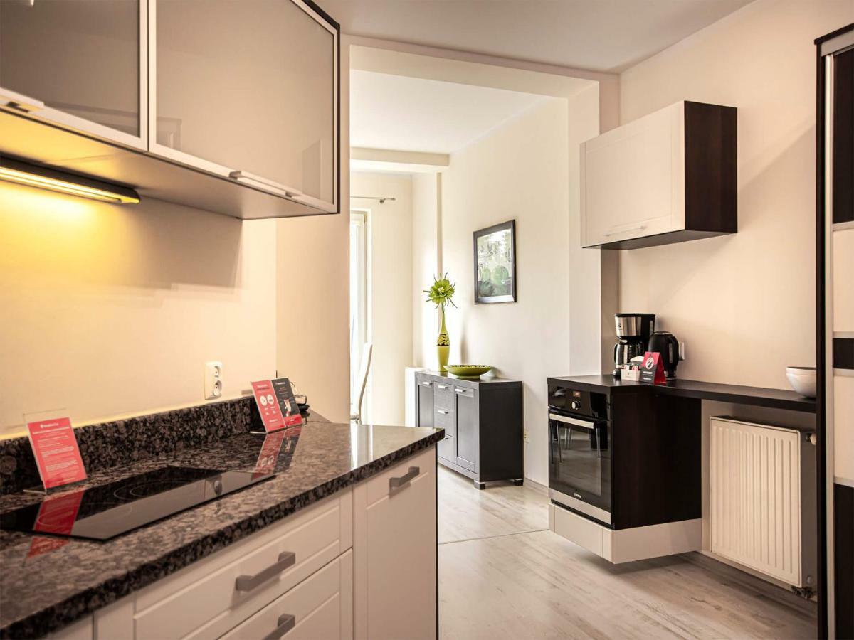 Апартаменты Vacationclub - Rezydencja Bursztyn Apartament 20 Свиноуйсьце Экстерьер фото